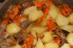 Delicious stewed potatoes with stewed meat - cooking according to the recipe with step-by-step photos in a saucepan Beef stew with potatoes recipe